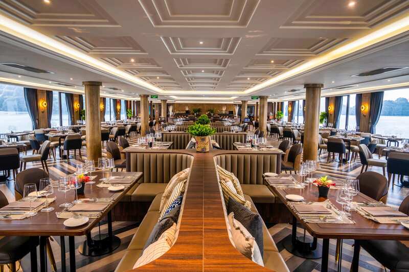 Ambassador Cruise Daily - Du thuyền 6 sao sạng trọng bậc nhất