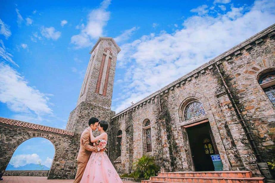 Nha tho da Tam Dao 19