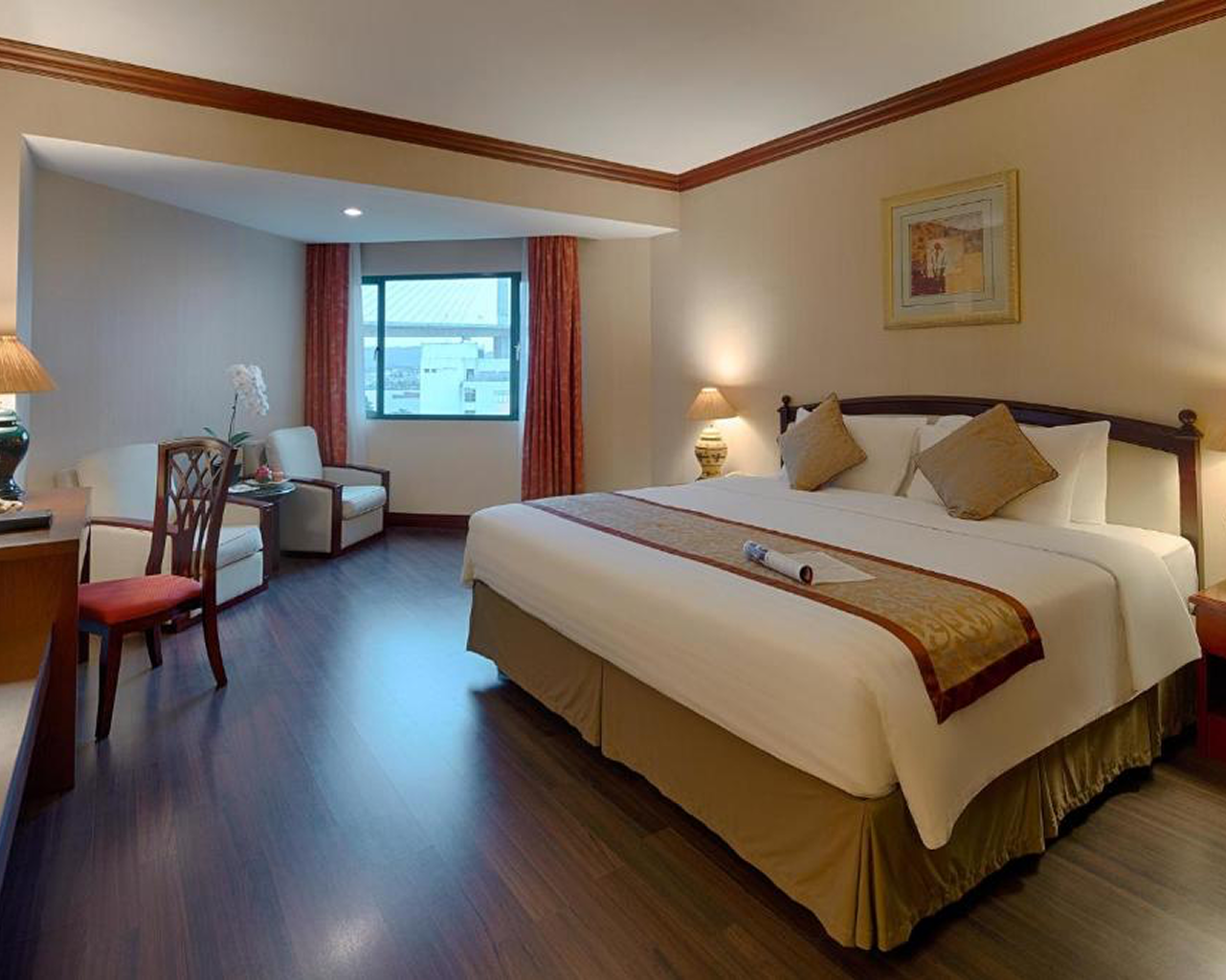 Ấm Cúng Cổ Điển, Nơi Bãi Cháy Biến Thành Ngôi Nhà Ven Vịnh